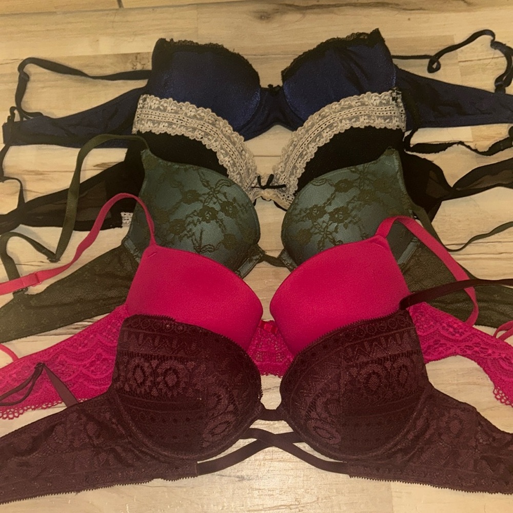 32 B bras
